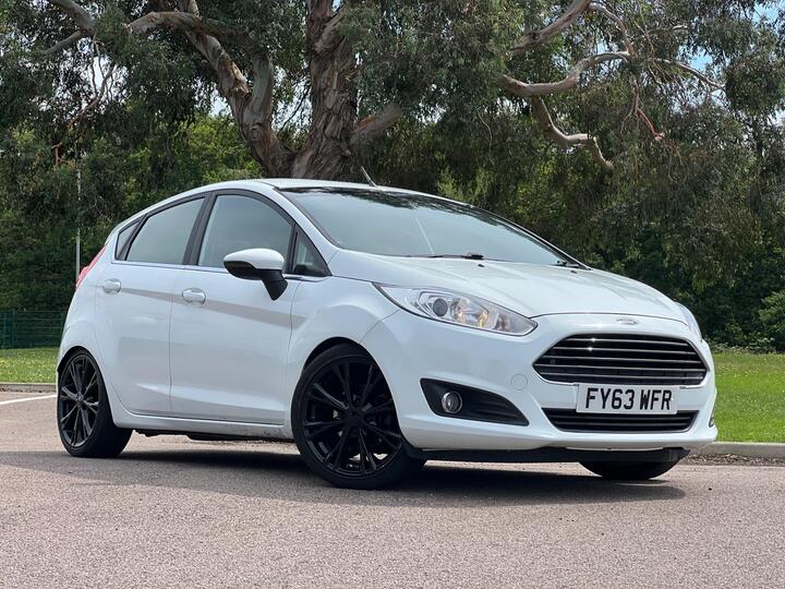 Ford Fiesta 1.6 Zetec Powershift Euro 5 5dr