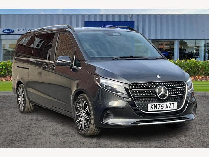 Mercedes-Benz V CLASS 2.0 V300d Premium G-Tronic+ Euro 6 (s/s) 5dr (8 Seat, Extra Long)