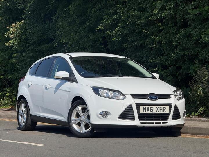 Ford Focus 1.6 Zetec Powershift Euro 5 5dr