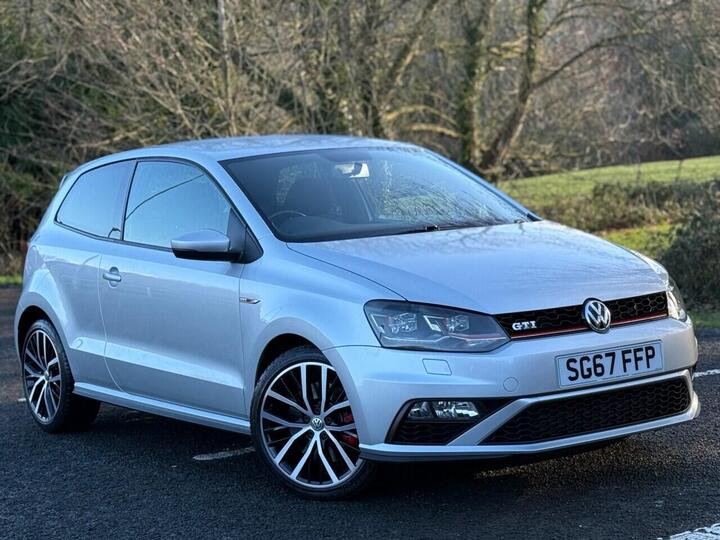 Volkswagen POLO 1.8 TSI GTI Euro 6 (s/s) 3dr Volkswagen POLO 1.8 TSI GTI Euro 6 (s/s) 3dr