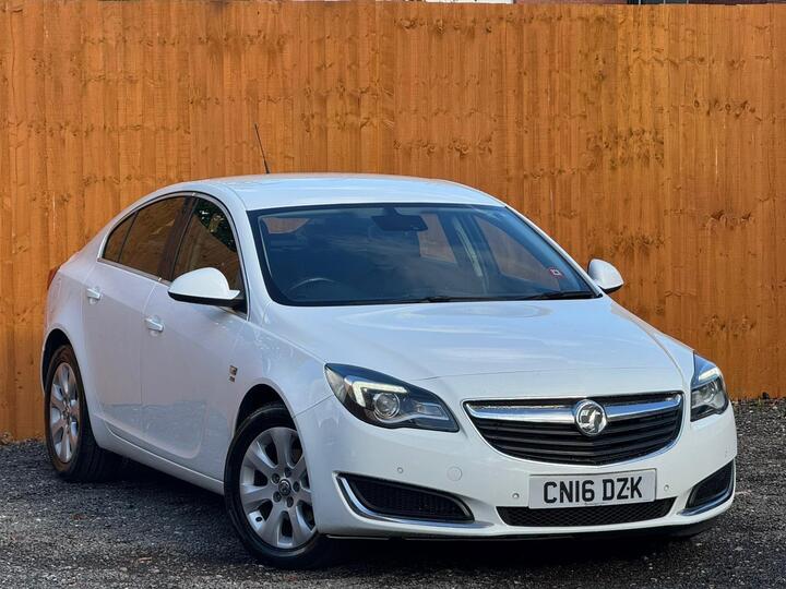 Vauxhall Insignia 2.0 CDTi EcoFLEX SE Euro 5 (s/s) 5dr Vauxhall Insignia 2.0 CDTi EcoFLEX SE Euro 5 (s/s) 5dr
