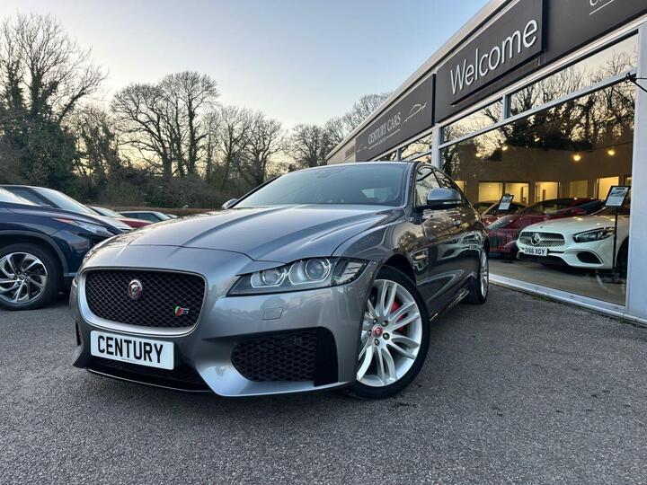Jaguar XF 3.0d V6 S Auto Euro 6 (s/s) 4dr