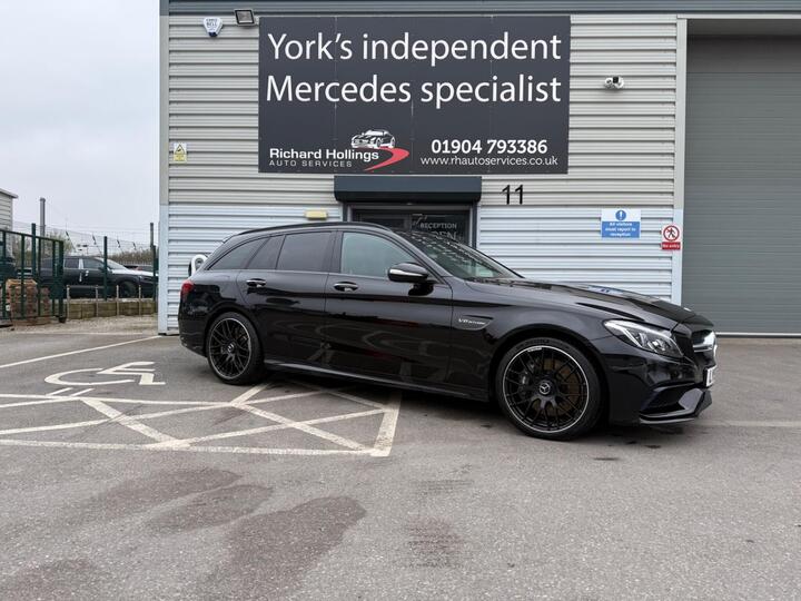 Mercedes-Benz C Class 4.0 C63 V8 BiTurbo AMG SpdS MCT Euro 6 (s/s) 5dr