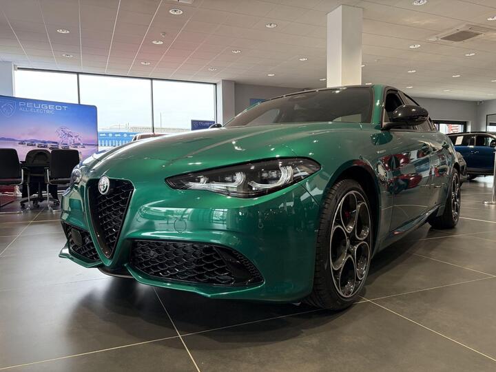 Alfa Romeo Giulia 2.0T Sprint Auto Euro 6 (s/s) 4dr