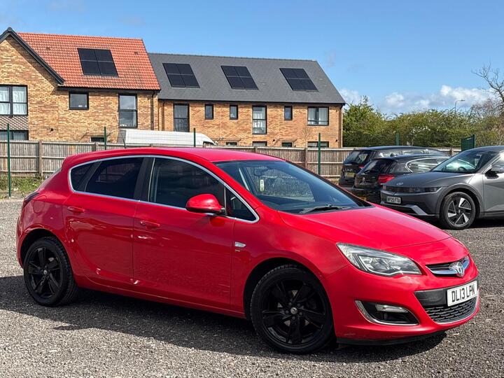 Vauxhall Astra 1.6 16v SRi Euro 5 5dr