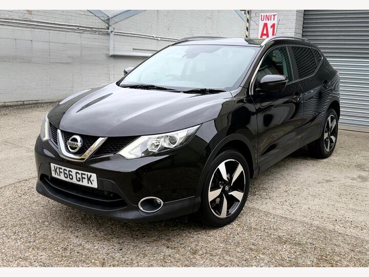 Nissan Qashqai 1.2 DIG-T N-Connecta XTRON 2WD Euro 6 (s/s) 5dr