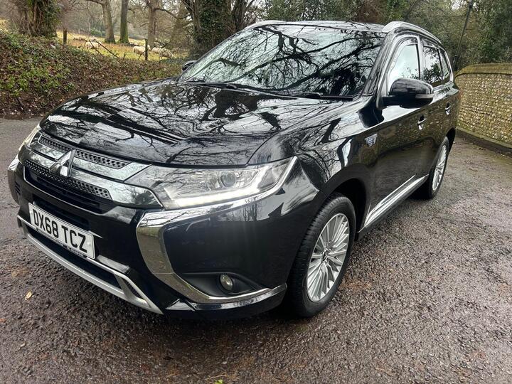 Mitsubishi Outlander 2.4h TwinMotor 13.8kWh Juro CVT 4WD Euro 6 (s/s) 5dr