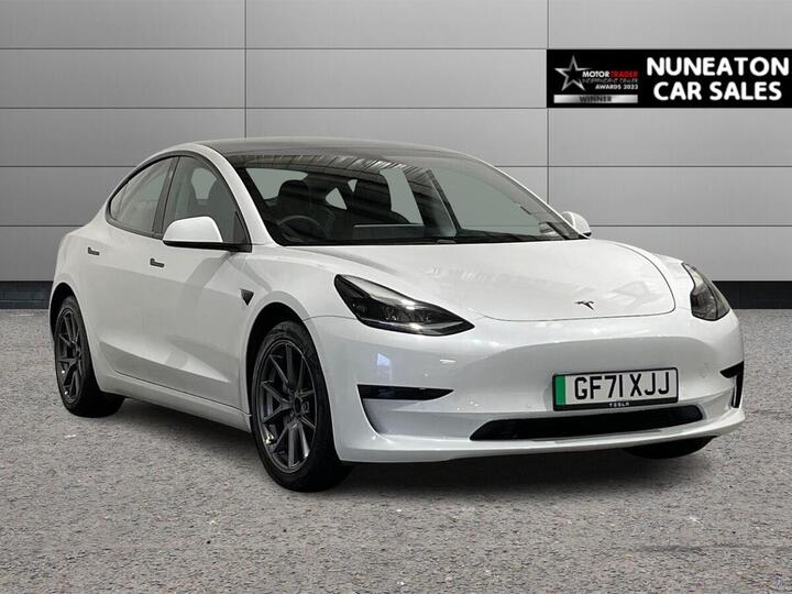 Tesla Model 3 Standard Range Plus Auto RWD 4dr