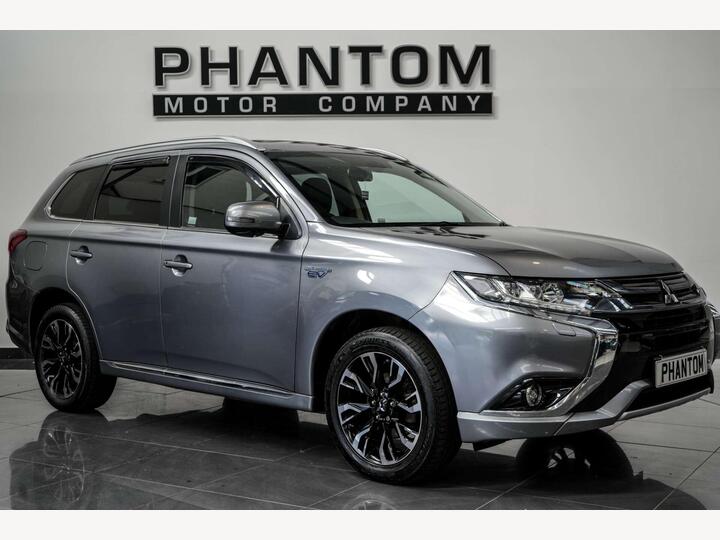 Mitsubishi Outlander 2.0h 12kWh 4h CVT 4WD Euro 6 (s/s) 5dr Mitsubishi Outlander 2.0h 12kWh 4h CVT 4WD Euro 6 (s/s) 5dr