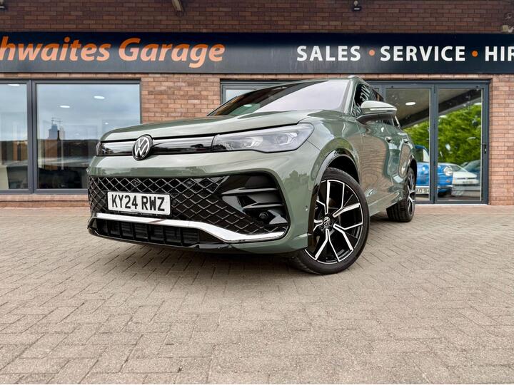 Volkswagen Tiguan 2.0 TDI R-Line Launch Edition DSG Euro 6 (s/s) 5dr
