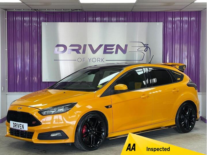 Ford FOCUS 2.0T EcoBoost ST-2 Euro 6 (s/s) 5dr