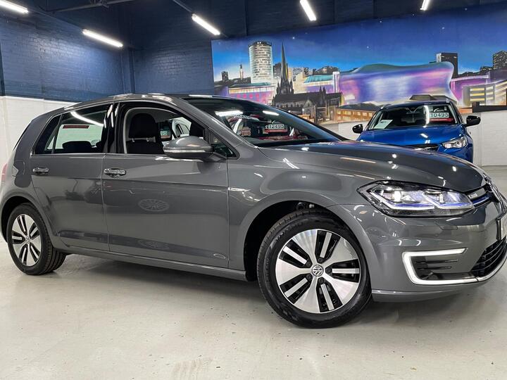 Volkswagen E-Golf 35.8kWh E-Golf Auto 5dr