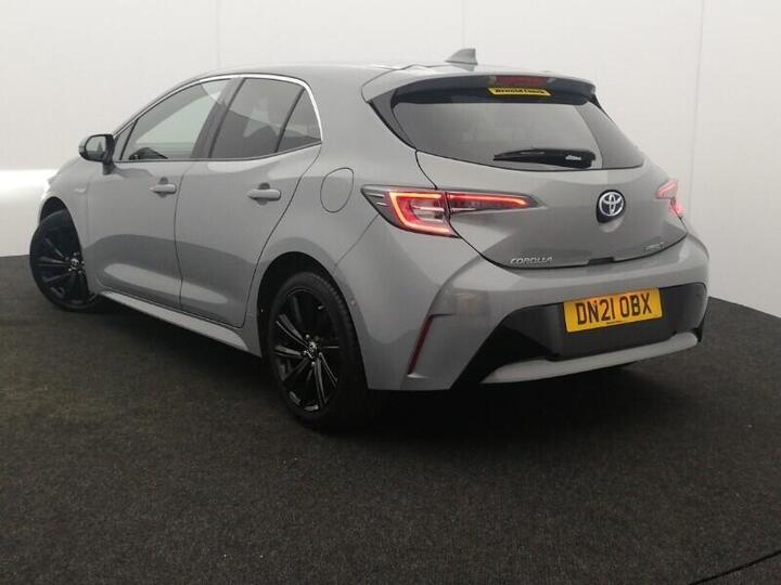 Toyota Corolla 1.8 VVT-h Design CVT Euro 6 (s/s) 5dr