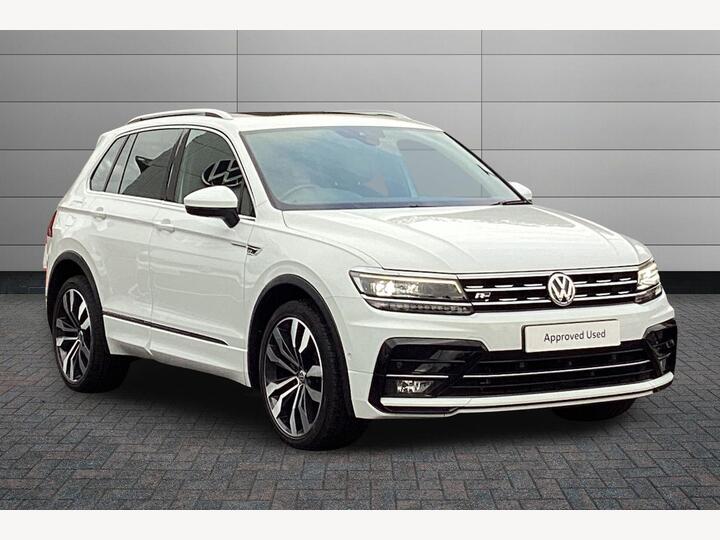Volkswagen Tiguan 2.0 TSI R-Line Tech DSG 4Motion Euro 6 (s/s) 5dr Volkswagen Tiguan 2.0 TSI R-Line Tech DSG 4Motion Euro 6 (s/s) 5dr