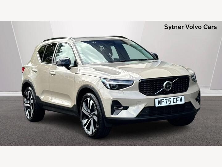 Volvo XC40 2.0 B4 MHEV Ultra Dark DCT Auto Euro 6 (s/s) 5dr