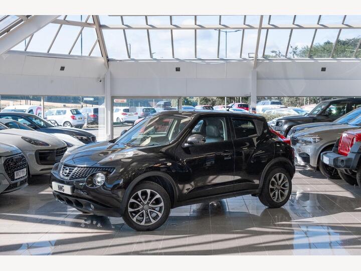 Nissan JUKE 1.6 Tekna CVT Euro 5 5dr