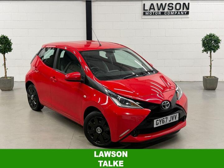 Toyota AYGO 1.0 VVT-i X-play X-shift Euro 6 5dr