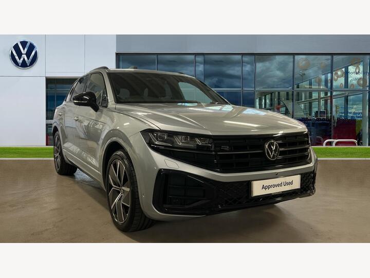 Volkswagen Touareg 3.0 TDI V6 Black Edition Tiptronic 4Motion Euro 6 (s/s) 5dr