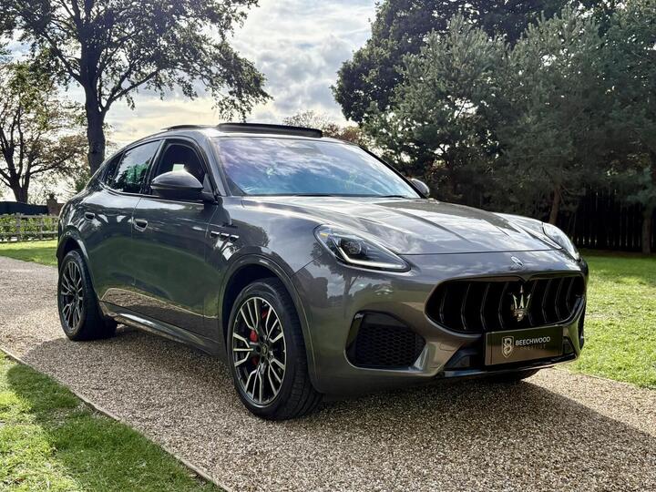Maserati GRECALE 2.0 MHEV Modena ZF 4WD Euro 6 (s/s) 5dr