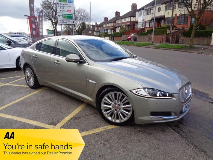 Jaguar XF 2.2d Portfolio Auto Euro 5 (s/s) 4dr