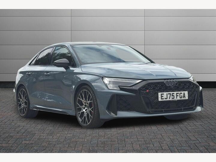 Audi RS3 2.5 TFSI Carbon Vorsprung S Tronic Quattro Euro 6 (s/s) 4dr