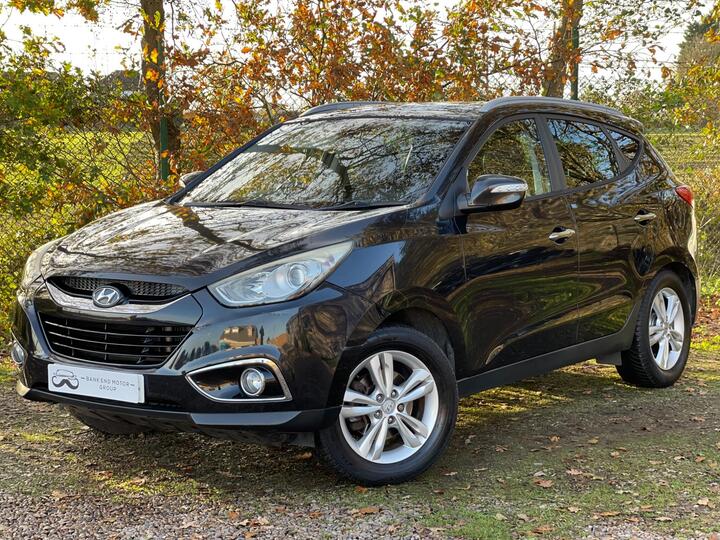 Hyundai Ix35 1.7 CRDi Premium Euro 5 (s/s) 5dr Hyundai Ix35 1.7 CRDi Premium Euro 5 (s/s) 5dr