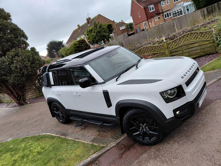 Land Rover Defender 110 3.0 D250 MHEV HSE Auto 4WD Euro 6 (s/s) 5dr