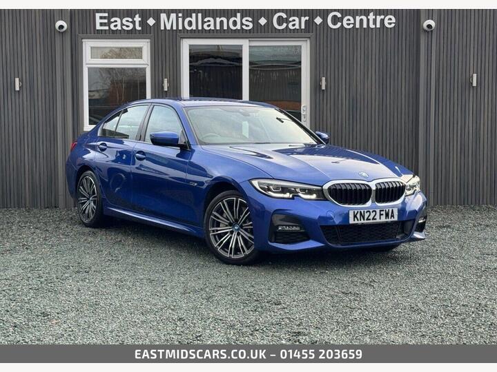 BMW 3 SERIES 2.0 330e 12kWh M Sport Auto Euro 6 (s/s) 4dr BMW 3 SERIES 2.0 330e 12kWh M Sport Auto Euro 6 (s/s) 4dr