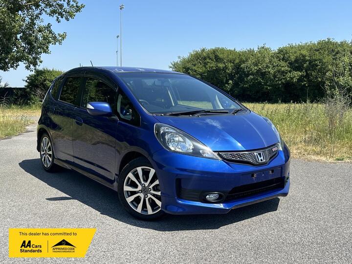 Honda Jazz 2013 HONDA Jazz/ Fit 1.5 RS Automatic Petrol Hatchback 5dr JDM