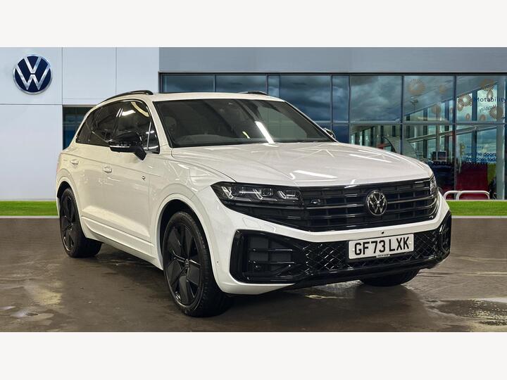 Volkswagen Touareg 3.0 TDI V6 Black Edition Tiptronic 4Motion Euro 6 (s/s) 5dr