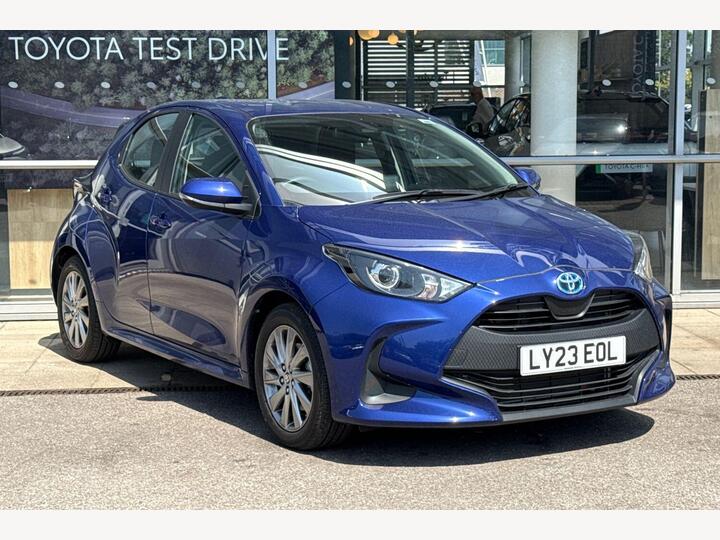 Toyota Yaris 1.5 VVT-h Icon E-CVT Euro 6 (s/s) 5dr