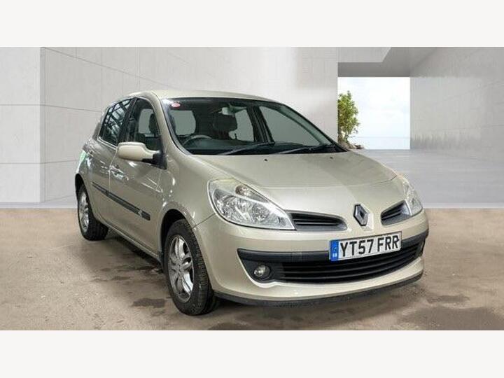 Renault Clio 1.4 16v Privilege 5dr