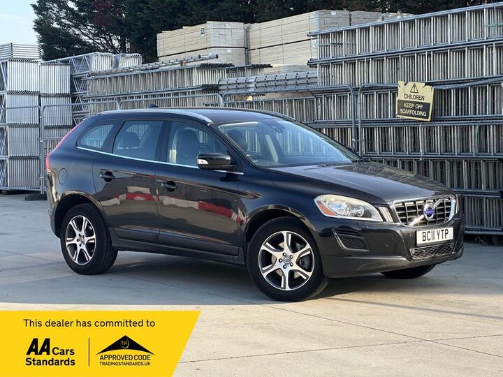 Volvo XC60 3.0 T6 R-Design SUV 5dr Petrol Geartronic AWD Euro 5 (304 Ps)