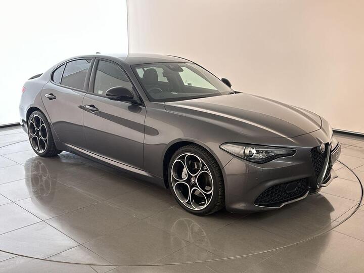 Alfa Romeo Giulia 2.0T Veloce Auto Euro 6 (s/s) 4dr