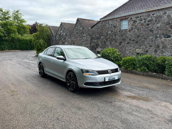 Volkswagen Jetta 1.6 TDI BlueMotion Tech S Euro 5 (s/s) 4dr