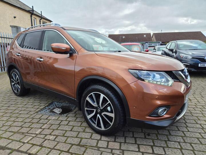 Nissan X-TRAIL 1.6 DCi Tekna 4WD Euro 6 (s/s) 5dr Nissan X-TRAIL 1.6 DCi Tekna 4WD Euro 6 (s/s) 5dr