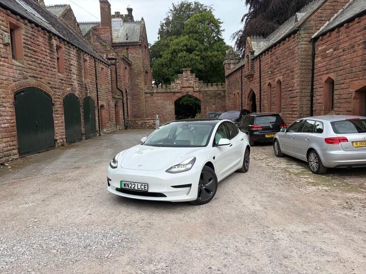Tesla Model 3 Standard Range Plus Auto RWD 4dr