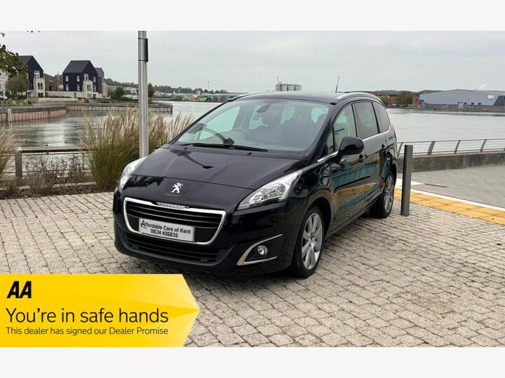 Peugeot 5008 1.6 BlueHDi Allure ETG Euro 6 (s/s) 5dr Peugeot 5008 1.6 BlueHDi Allure ETG Euro 6 (s/s) 5dr
