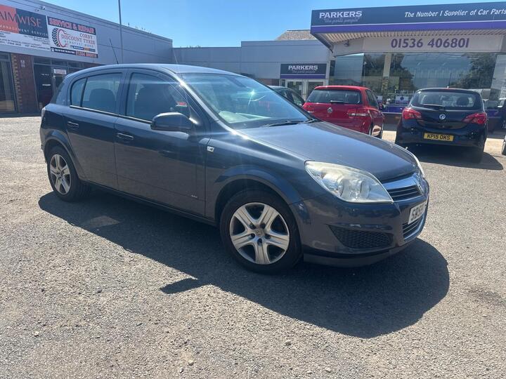 Vauxhall Astra 1.4i 16v Active 5dr