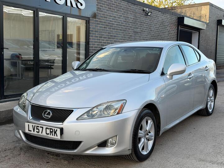 Lexus IS 2.2 220TD 4dr