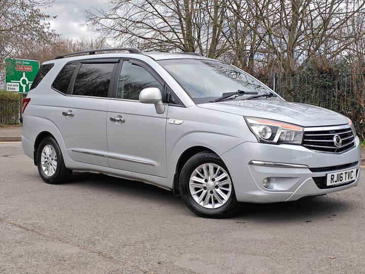 SsangYong Turismo 2.2D EX T-Tronic Euro 6 5dr