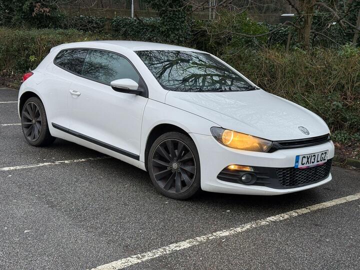 Volkswagen Scirocco 2.0 TDI BlueMotion Tech GT Euro 5 (s/s) 3dr (Leather, Nav)