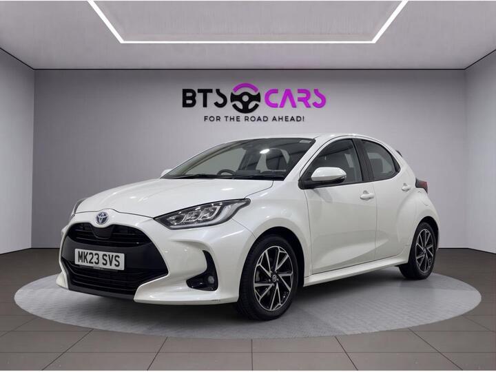 Toyota YARIS 1.5 VVT-h Design E-CVT Euro 6 (s/s) 5dr