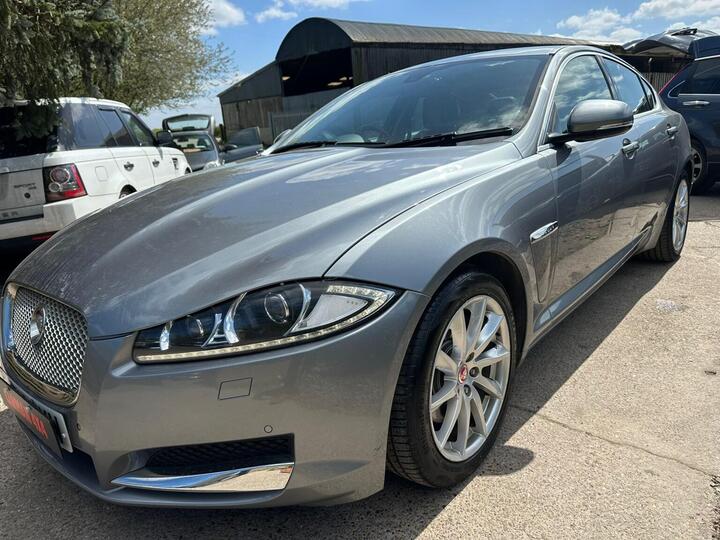 Jaguar XF 2.2d Premium Luxury Auto Euro 5 (s/s) 4dr