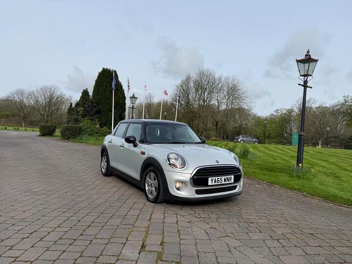MINI Hatch 1.5 Cooper D Auto Euro 6 (s/s) 5dr