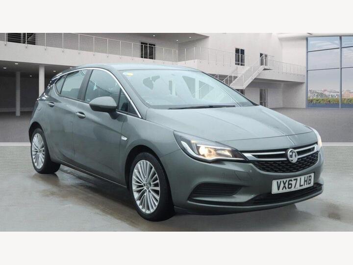 Vauxhall Astra 1.6 CDTi BlueInjection Tech Line Nav Euro 6 (s/s) 5dr