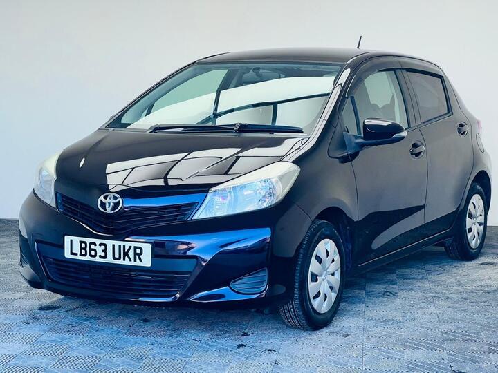 Toyota Yaris 1.33 Dual VVT-i TR Multidrive S Euro 5 5dr