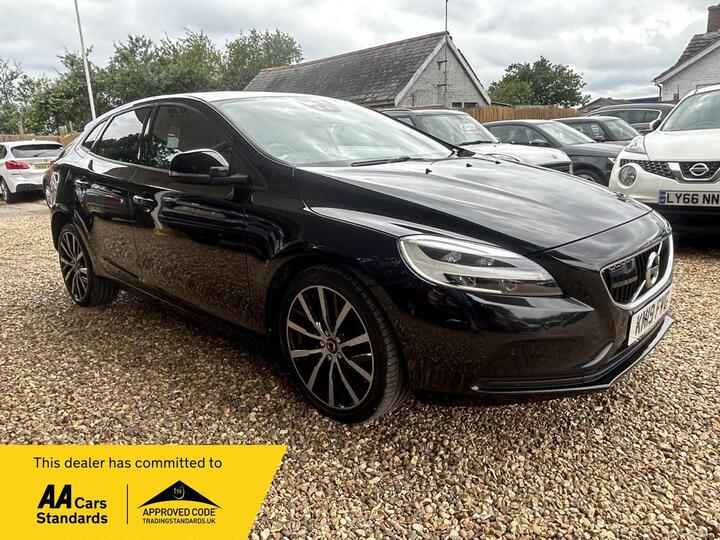 Volvo V40 2.0 T2 R-Design Edition Euro 6 (s/s) 5dr
