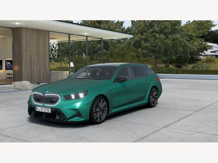 BMW M5 4.4 22.1kWh Touring Steptronic XDrive Euro 6 (s/s) 5dr