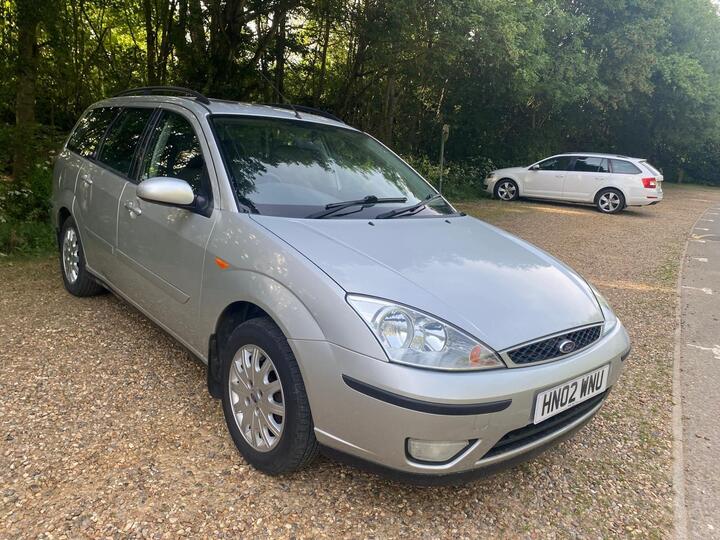 Ford Focus 1.6i 16v Ghia 5dr